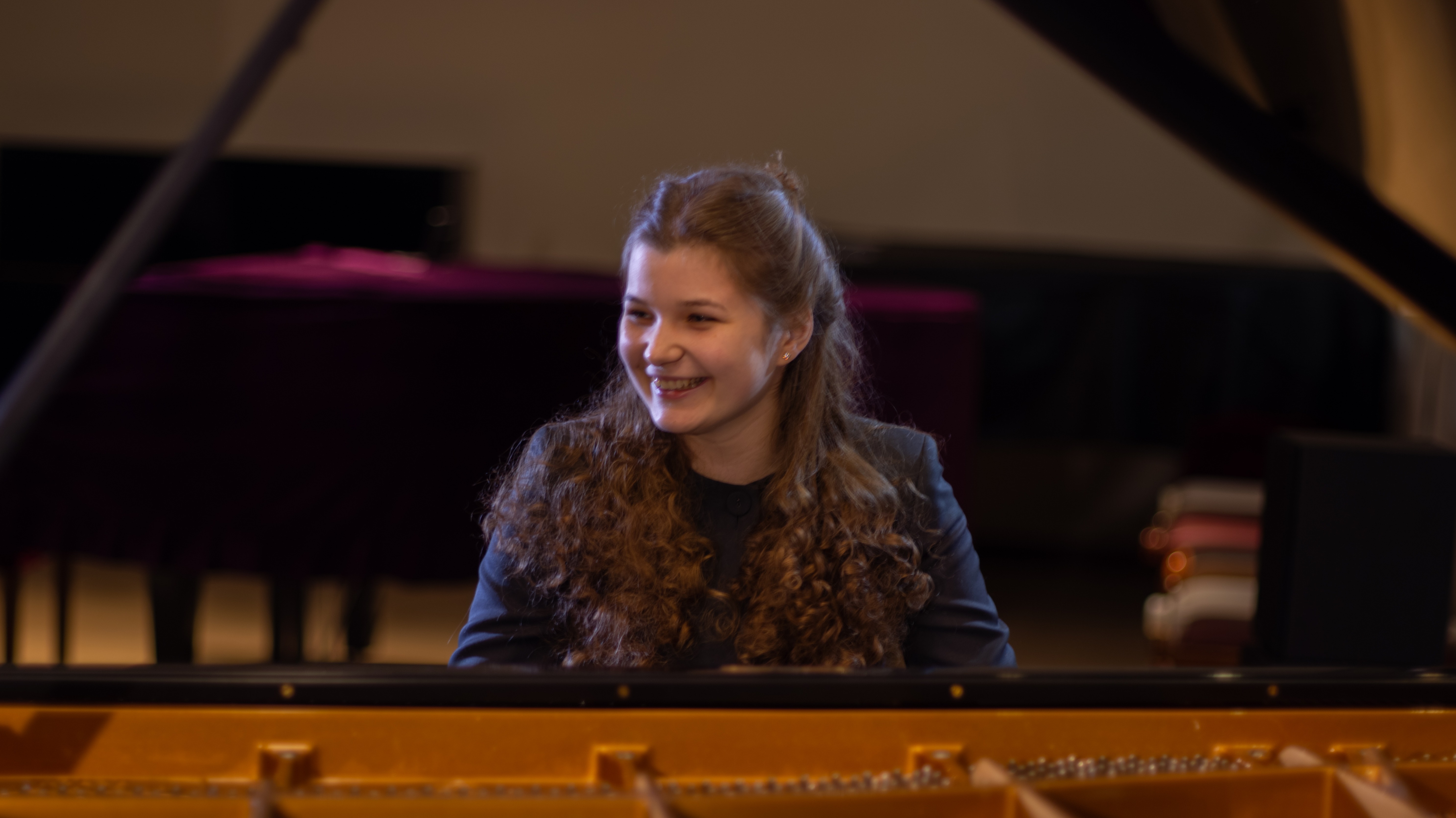 Khyrstyna Mykhailichenko (piano)